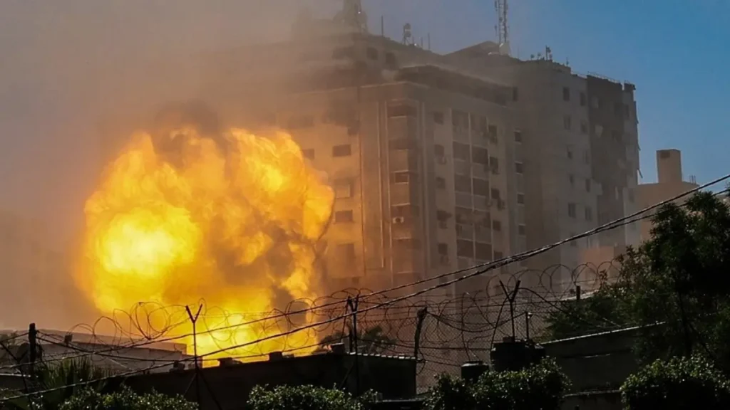 طوفان الأقصى في اليوم 356.. تصاعد العدوان الإسرائيلي على غزة ولبنان وسط تصدي المقاومة