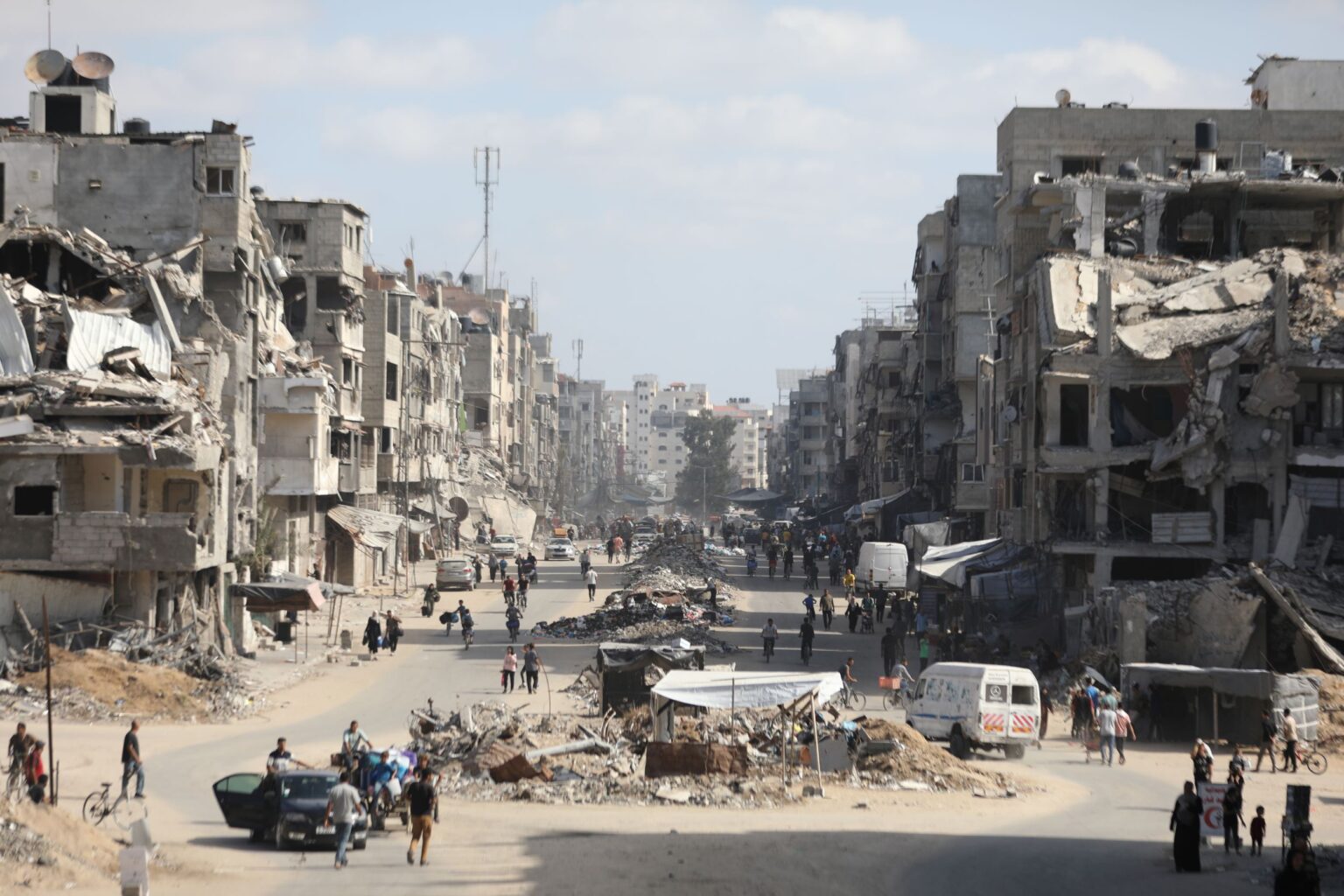 الإبادة تتواصل شمال غزة وجيش الاحتلال يكثف نسف المنازل