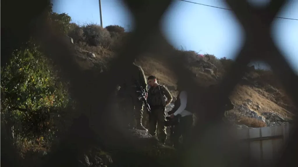 إعلام عبري يكشف عن تكتيكات دقيقة لـ “حزب الله” في مواجهاته مع الجيش الإسرائيلي