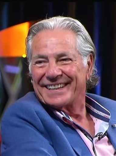 وفاة الفنان المصري مصطفى فهمي بعد صراع مع المرض