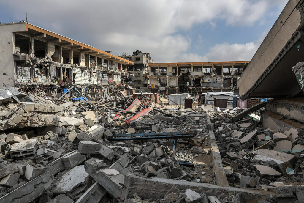 376 يوما للحرب على فلسطين