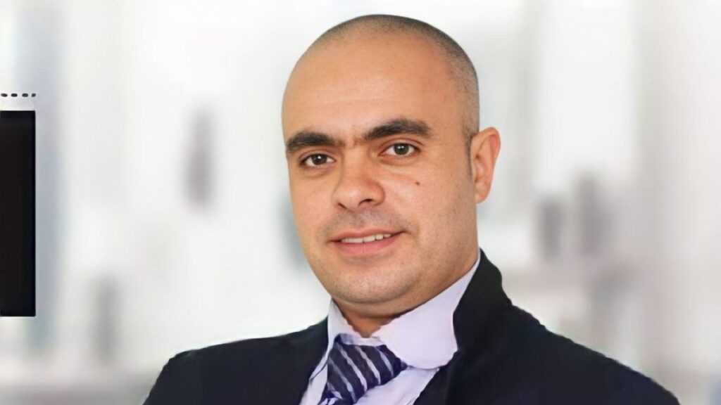 عزام أبو العدس : إسرائيل تستغل الصراعات لترسيخ سيطرتها وإعادة هندسة المنطقة لصالحها