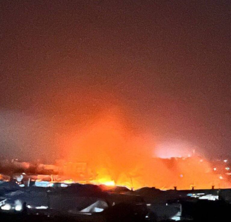 الاحتلال يرتكب مجزرةً في خان يونس: أكثر من 10 شهداء في استهداف خيمة تؤوي نازحين