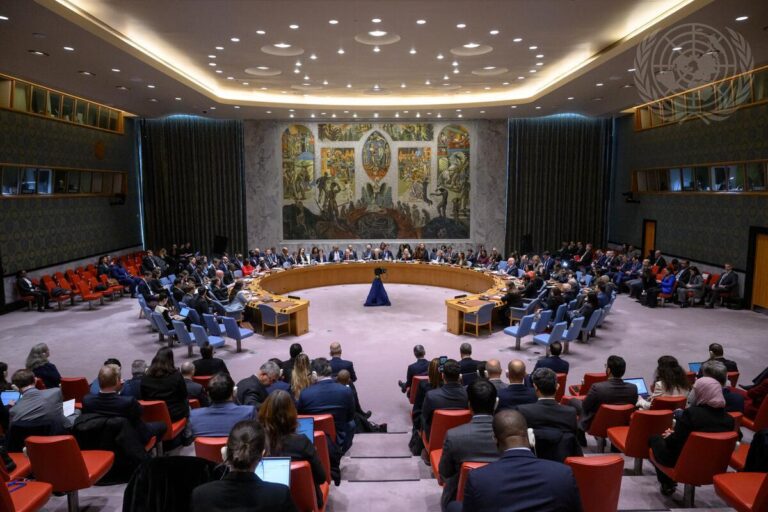 الرئيس الأميركي يلغي العقوبات المفروضة على المستعمرين