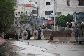 الاحتلال يهدد بهدم 16 منزلا داخل مخيم طولكرم