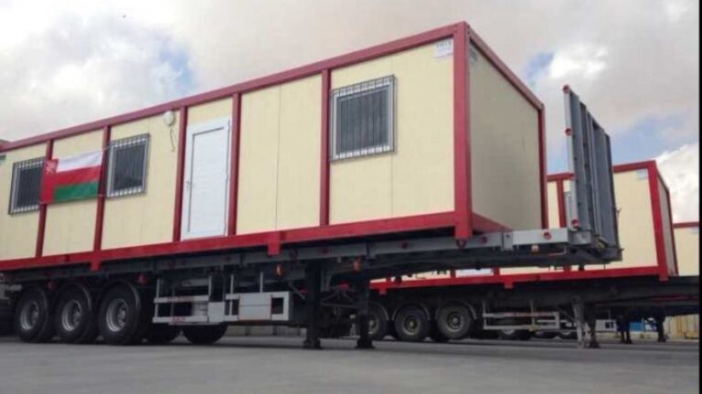 إسرائيل تدرس السماح بإدخال كرافانات إلى غزة