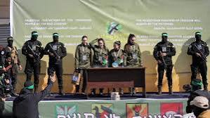 نتنياهو يرضخ للمقاومة.. مصادر تفاصيل اتفاق حل أزمة دفعة الأسرى