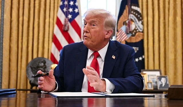 “تذكرة ذهاب دون عودة”.. ترامب يعلن تفاصيل “مرعبة” عن خطة بشأن تهجير الغزيين من أرضهم