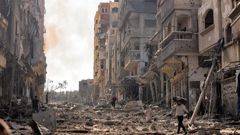 5 شهداء جراء قصف الاحتلال وسط غزة