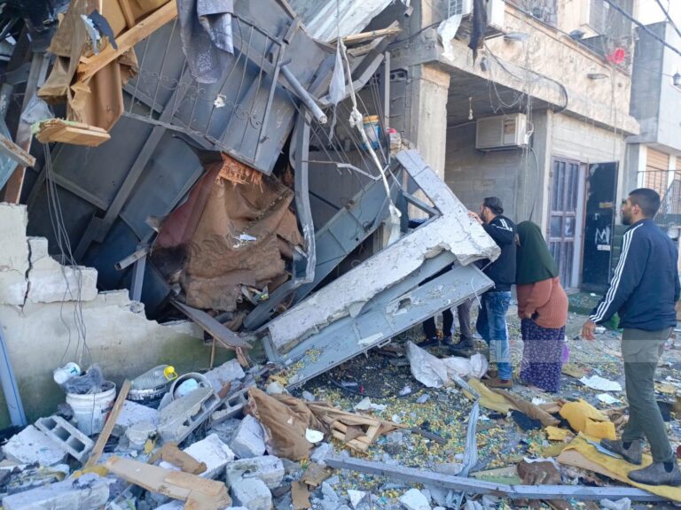 الاحتلال يهدم المنازل في مخيم نور شمس شرق طولكرم