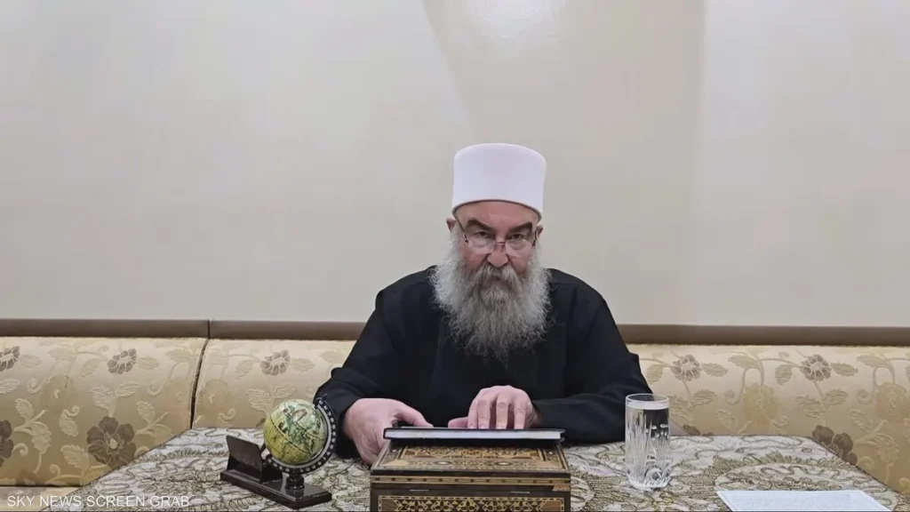 الشيخ حكمت الهجري يطالب بـ”تدخل دولي عاجل” لحماية الدروز في سوريا