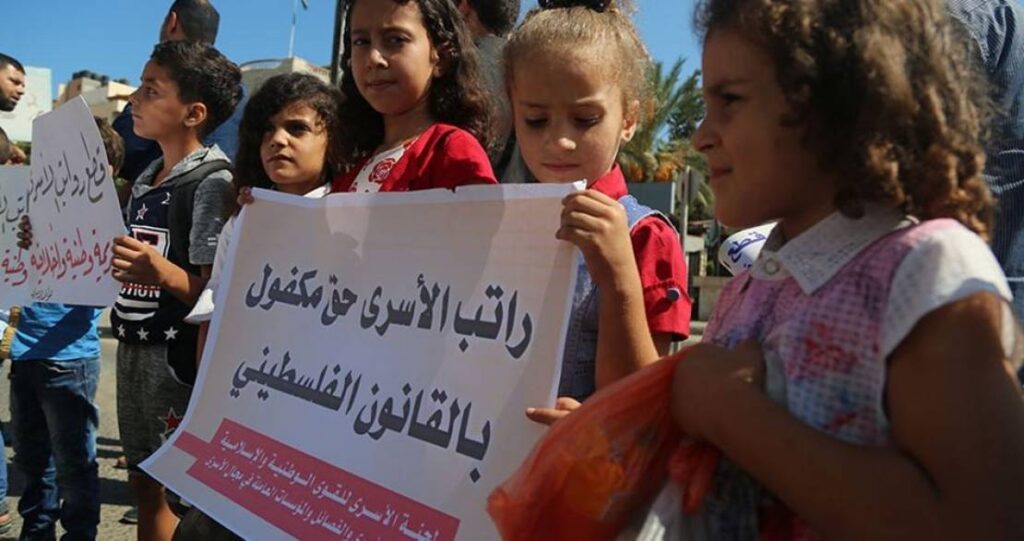 لماذا لم تصرف السلطة رواتب أكثر من 1600 أسير؟