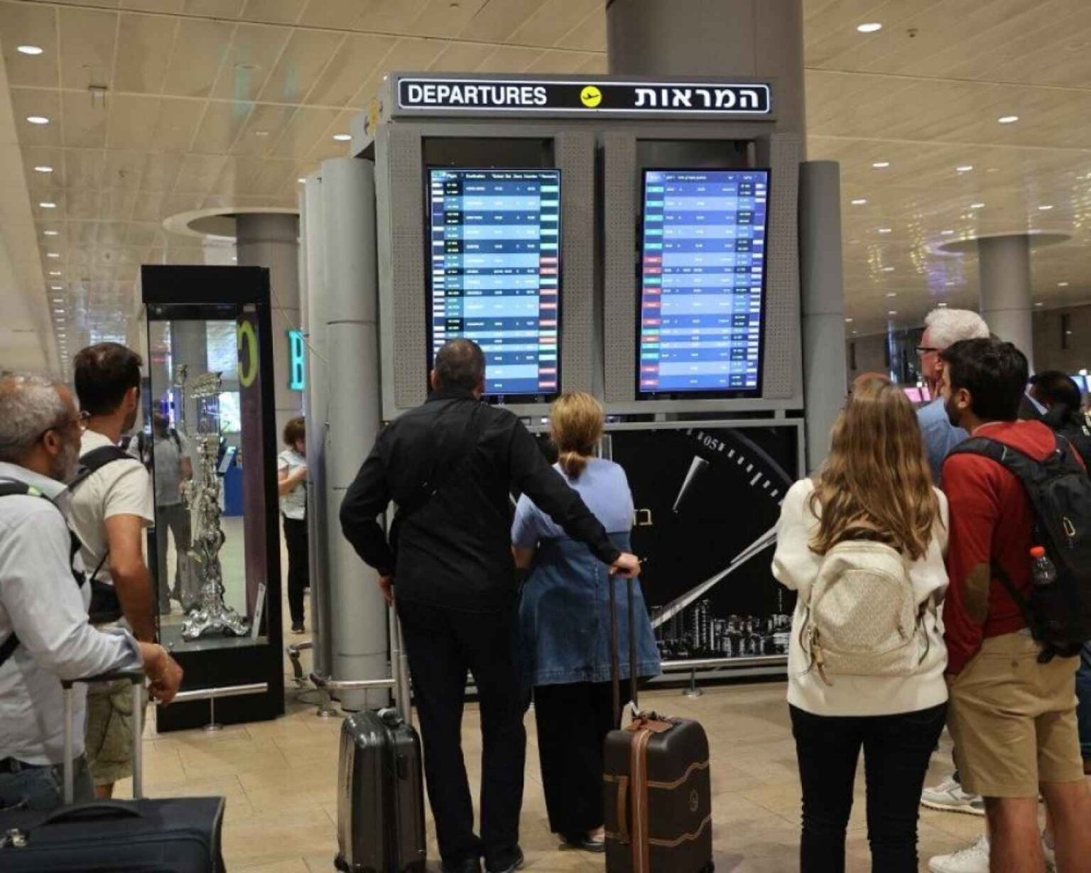 عاجل | اللواء احتياط يتسحاق بريك: الطريق الوحيد للخروج من الوضع الحالي هو إنهاء القتال وإعادة جميع الرهائن دفعة واحدة