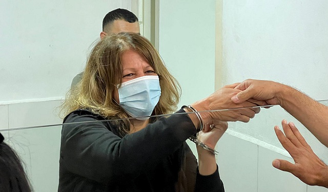 تمديد اعتقال سناء دقة زوجة الشهيد وليد دقة حتى الثلاثاء: سألت عن ابنتها ميلاد بقاعة المحكمة