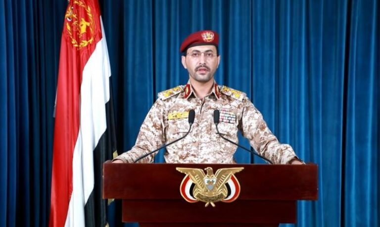 القوات المسلحة اليمنية تعلن فرض حصار جوي على الاحتلال وتدعو شركات الطيران لتجنّب مطاراته