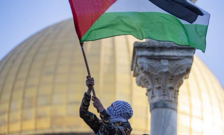 اتحاد علماء المسلمين يدعو لجعل الجمعة يوم نصرة للأقصى وغزة