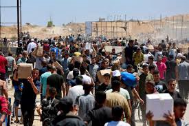 قطاع غزة: شهداء وجرحى برصاص الاحتلال خلال انتظار المساعدات في رفح