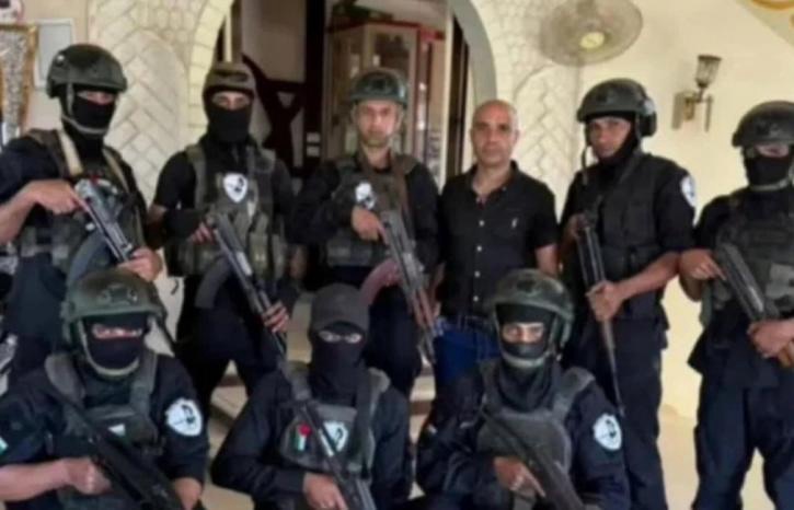 جيش الاحتلال تدخل جوًا للدفاع عن عصابة أبو شباب خلال اشتباكها مع عناصر حماس