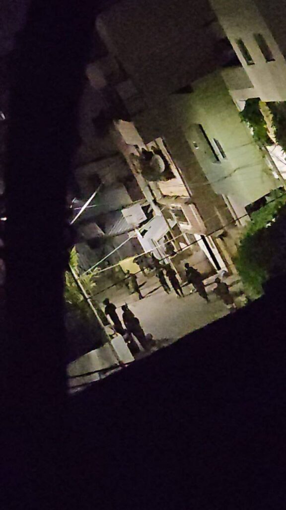 اقتحامات واعتقالات في مدينة نابلس فجر اليوم