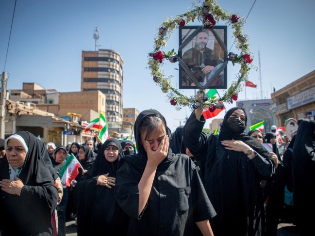 منظمة حقوقية: الغارات الإسرائيلية على إيران قتلت 657 شخصا على الأقل