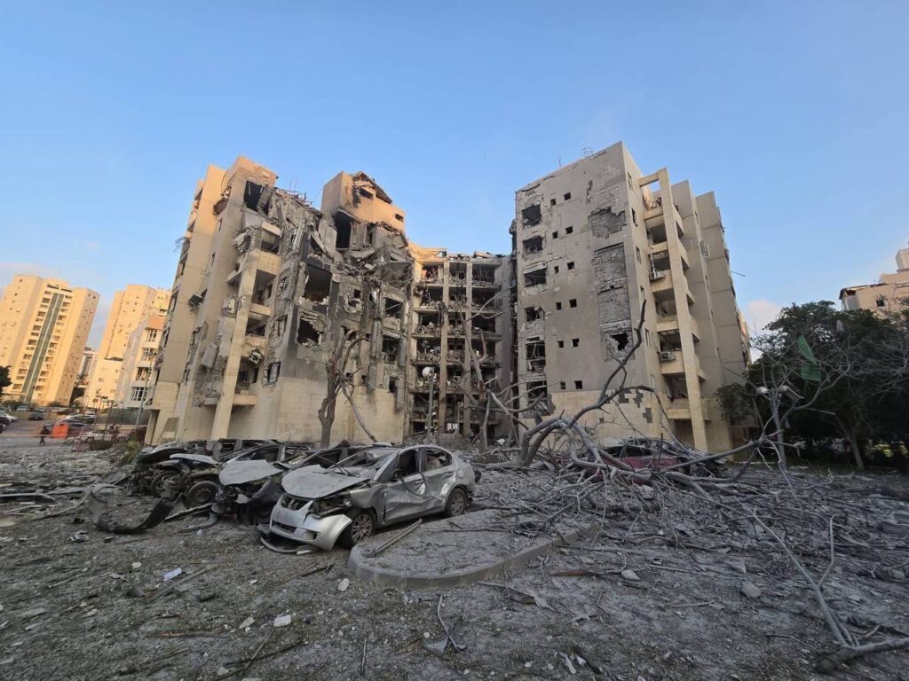 إيران تجبر الاحتلال الإسرائيلي على وقف إطلاق النار.. وتنتصر