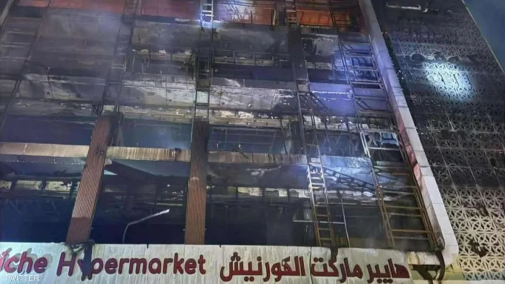 ارتفاع عدد قتلى حريق مركز التسوق بالكوت إلى 61 قتيلا