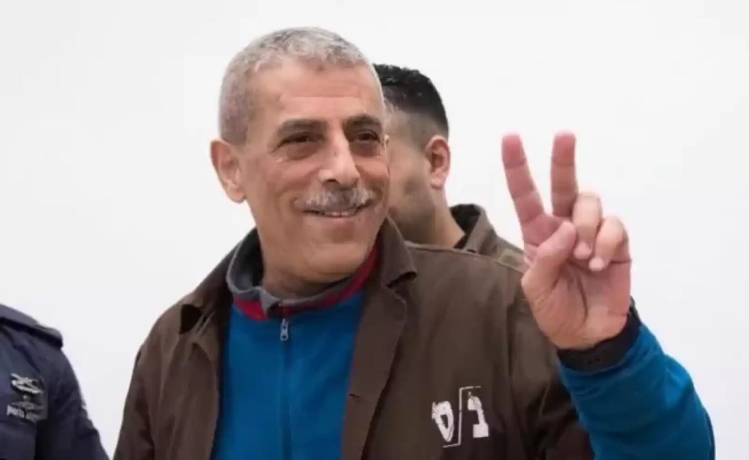 الاحتلال يعتزم نقل جثمان الأسير الشهيد وليد دقة إلى “مقابر الأرقام”