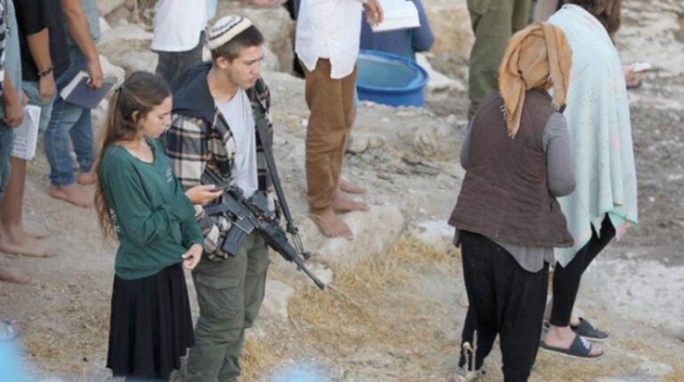 هجمات المستوطنين بالضفة تسببت في إصابة 340 فلسطينيا