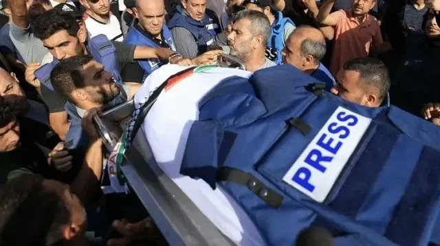 مراسلون بلا حدود”: إسرائيل تستهدف الصحفيين عمدا