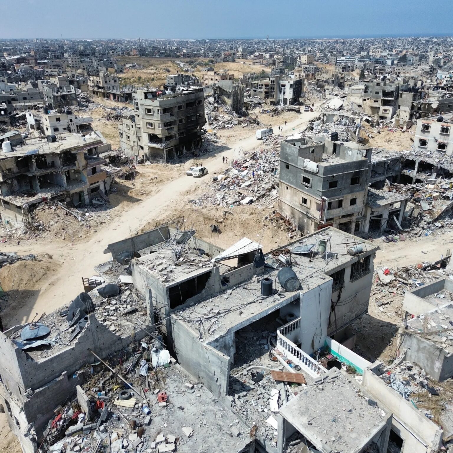 حماس: الاحتلال يحتجز جثامين 726 شهيداً ومصير عدد كبير في غزة ما زال مجهولاً