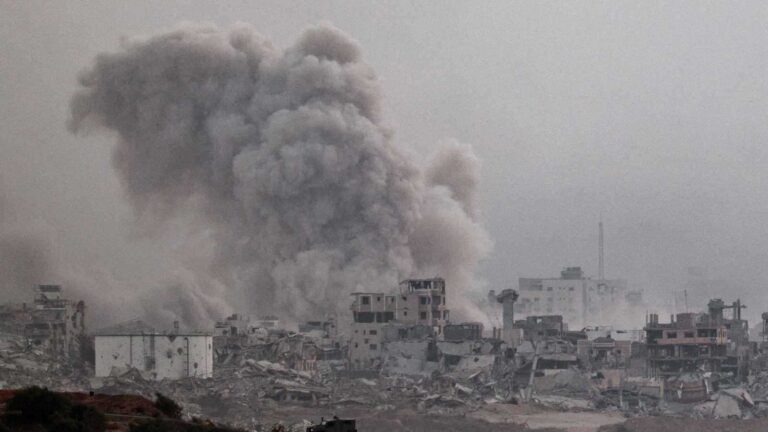 سلسلة غارات عنيفة وغير اعتيادية شمال القطاع وشرقي مدينة غزة