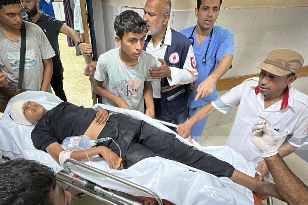 إصابة 4 مواطنين بجروح خطيرة في قصف على بيت لاهيا