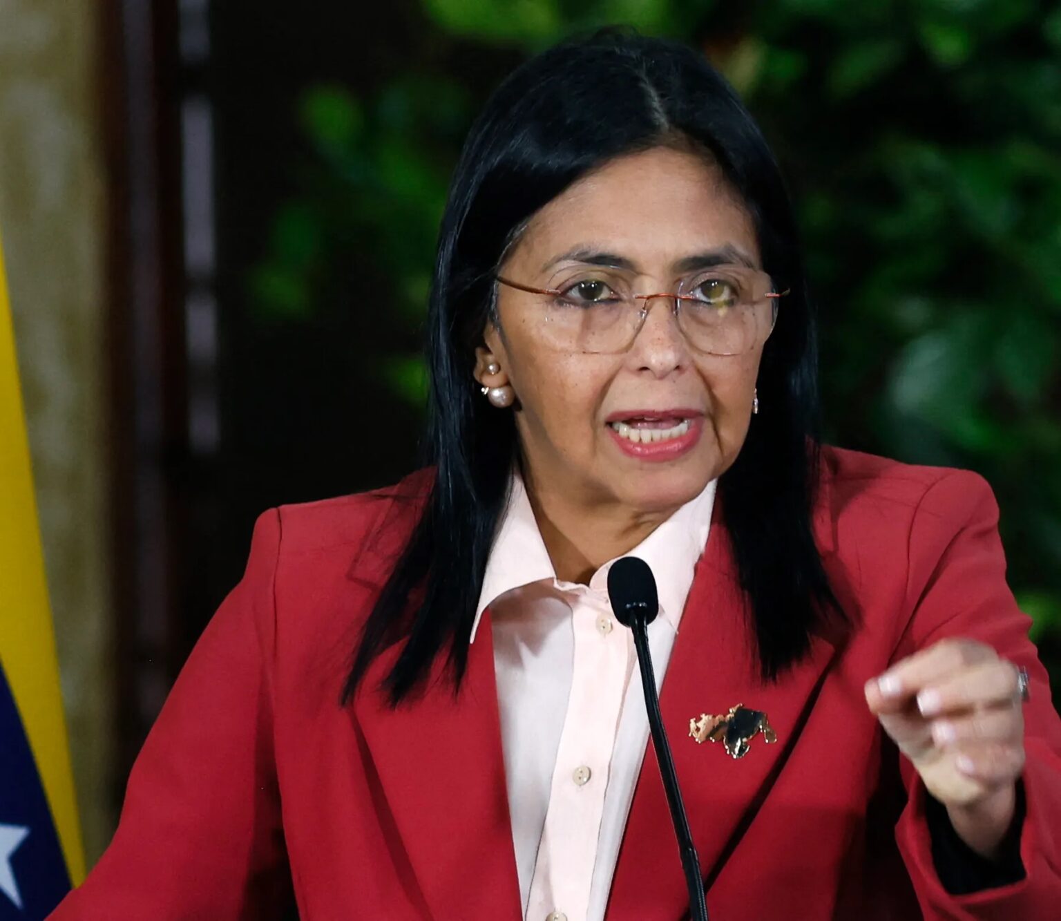 فنزويلا: أميركا تودع مادورو السجن ونائبته تتولى رئاسة مؤقتة وتتعهد بالدفاع عن البلاد