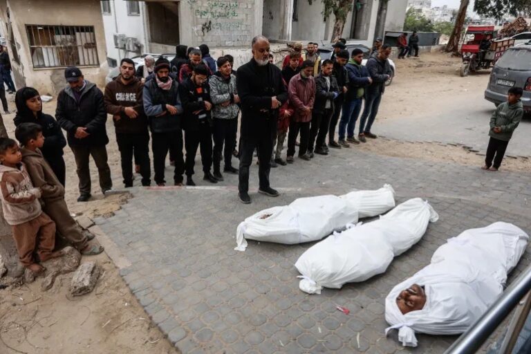 شهداء ومصابون بقصف إسرائيلي على غزة وخان يونس