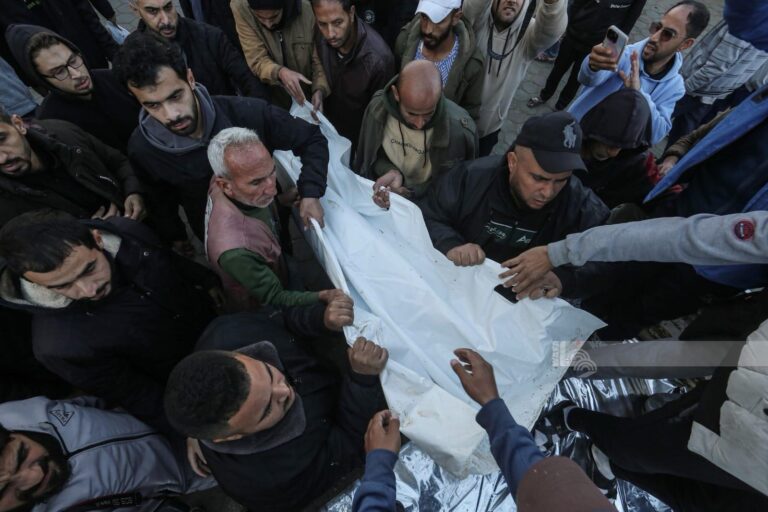 28 شهيدا منذ فجر اليوم: 14 شهيدا ومصابون في قصف حيي الشيخ رضوان والنصر غرب مدينة غزة