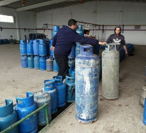 الحكومة: أزمة الغاز نتيجة تقليص الإمدادات من إسرائيل ونأمل عودتها قريباً