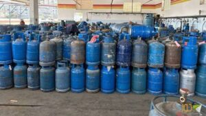 تجدد أزمة الغاز في الضفة يثير القلق ومخاوف من تفاقمها مع تراجع التوريد إلى أدنى مستوياته