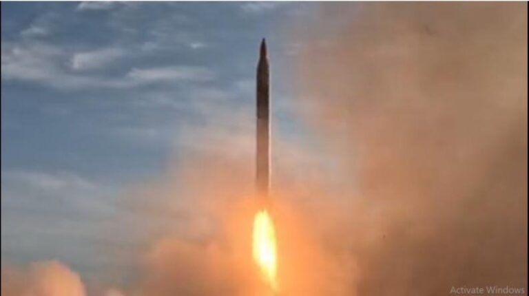 بصواريخ فائقة الثقل.. الحرس الثوري الإيراني يطلق الموجة الـ74 نحو أهداف إسرائيلية وقواعد أميركية