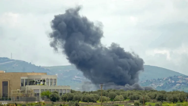 لبنان..ارتقاء 17 بينهم 6 من عائلة واحدة في غارة إسرائيلية