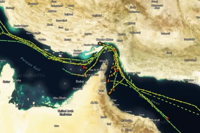 خشية إغلاق باب المندب: السعودية تضغط على ترامب لإنهاء حصار هرمز