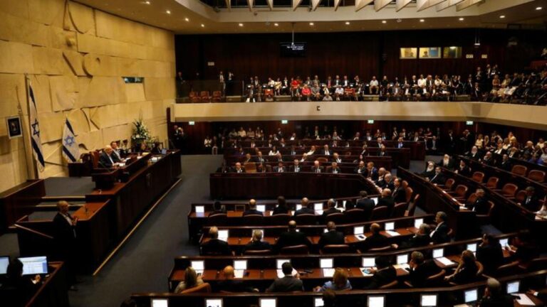المصادقة بإجماع 110 أعضاء على حل الكنيست بالقراءة التمهيدية