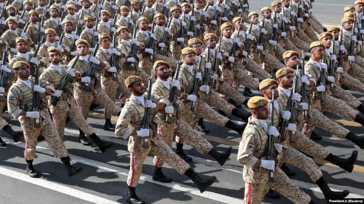 الجيش الإيراني: نعزز قدراتنا العسكرية خلال وقف إطلاق النار