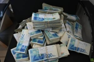 نصار نصار يقترح قرضاً بـ18 مليار شيكل بضمان دول مانحة أو عربية لمعالجة أزمة السيولة