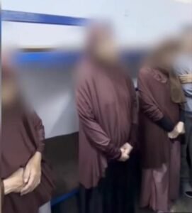 بن غفير يقتحم سجن الدامون ويتفاخر بالظروف القاسية المفروضة على الأسيرات
