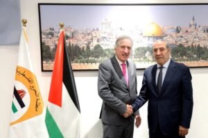 الشيخ يبحث مع الممثل الأوروبي للسلام التصعيد بالضفة وغزة والانتخابات