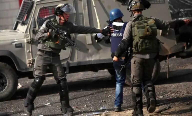 نادي الأسير: 39 صحفيا في سجون الاحتلال