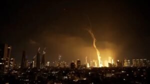 قتلى بهجمات على إيران والأخيرة ترد بمهاجمة قواعد ومصالح أميركية