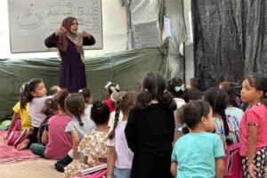 التربية بغزة توضح خطة إطلاق العام الدراسي واستيعاب 350 ألف طالب