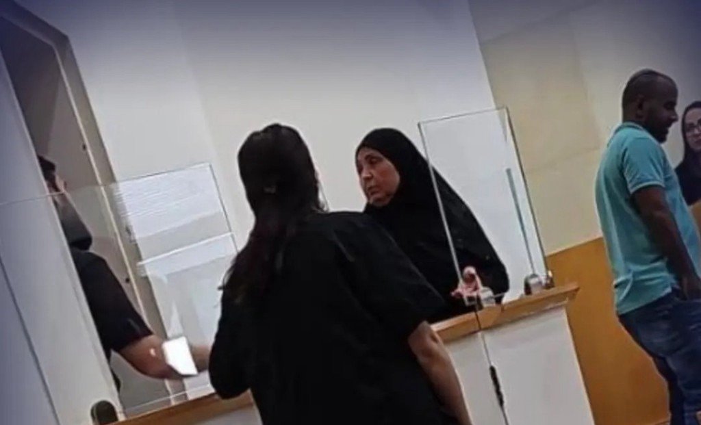 شقيقة إسماعيل هنية تمثل أمام المحكمة بتهم التحريض