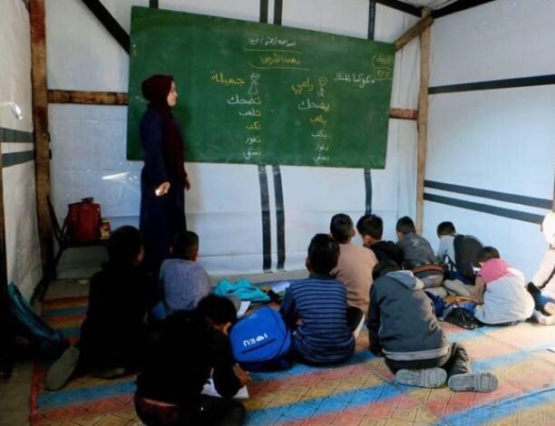 أمريكا ودول عربية وفلسطينيون يخططون لتغيير نظام التعليم في غزة